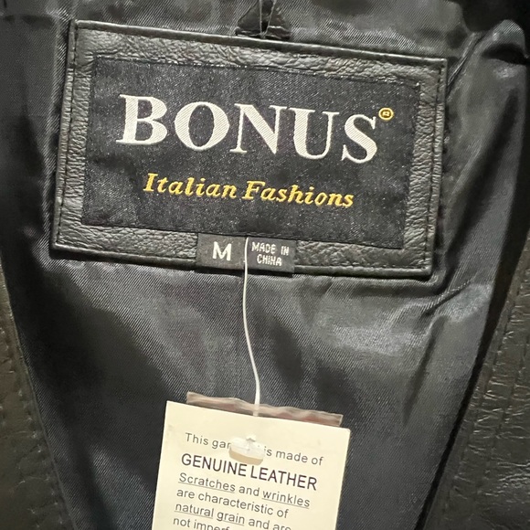 Men's Leather Vest, Black Color Leather VEST - Genuine Leather Size: M - NEW - Picture 6 of 6